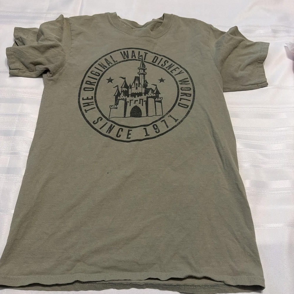 Disney Parks The Original Walt Disney World Since 1971 T-Shirt Small Olive Green